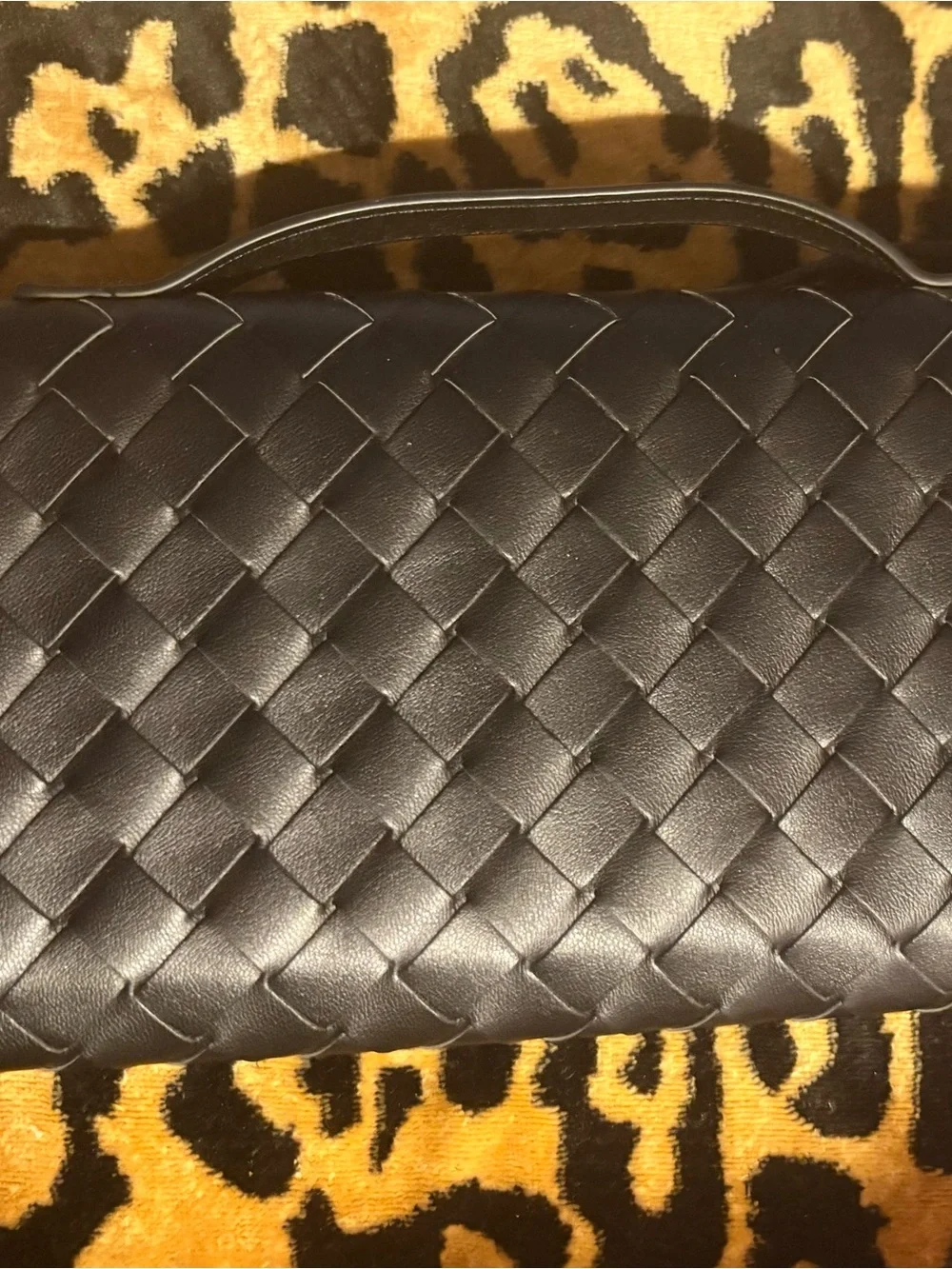 N/A elegant black